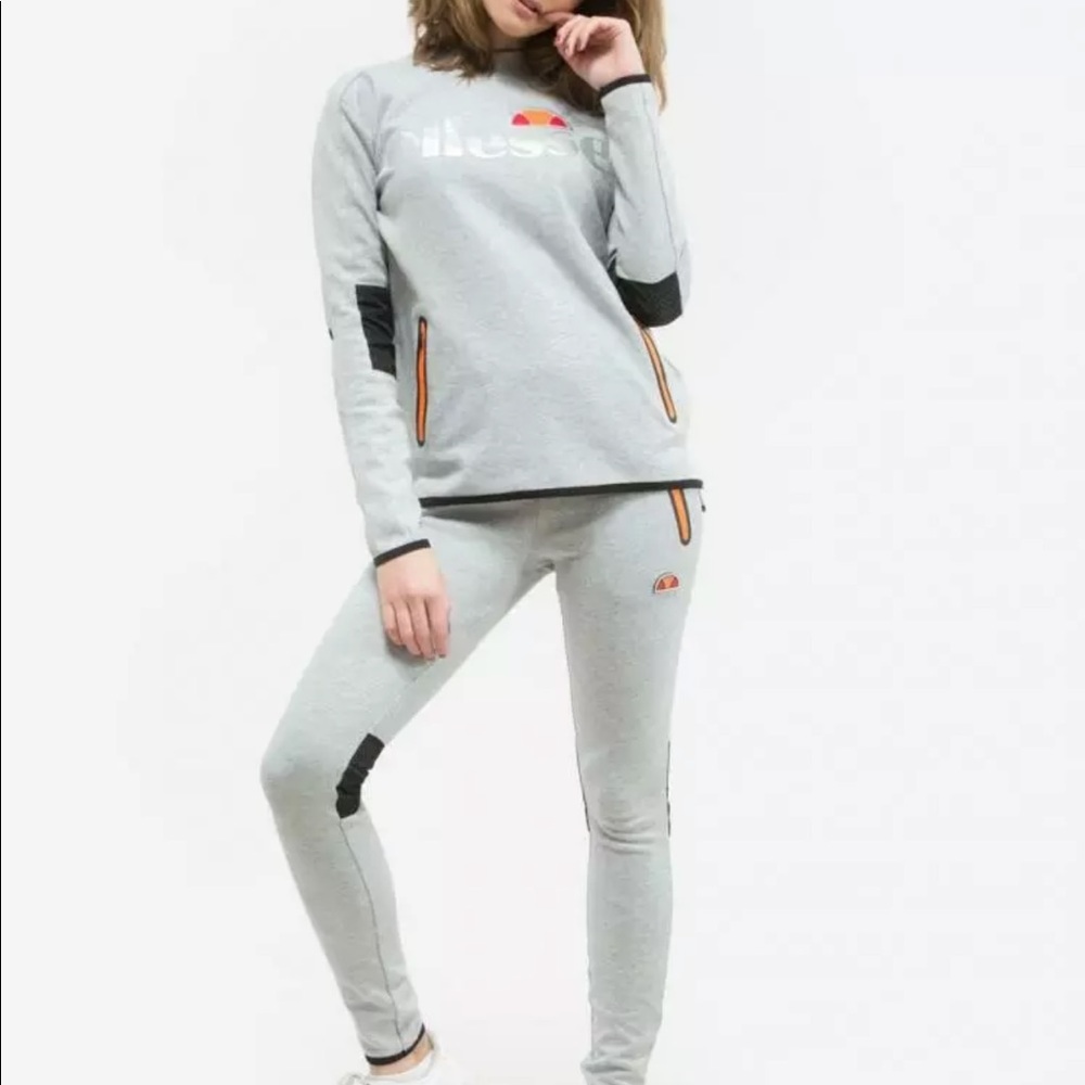Ellesse Women’s set - Picture 2 of 7